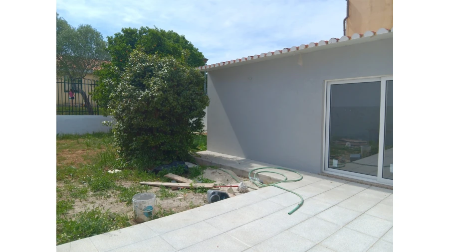 Moradia T3 para Venda em Eixo e Eirol