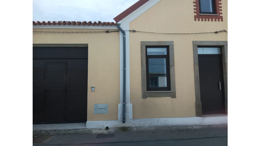 Moradia T3 para Venda em Eixo e Eirol Foto 2