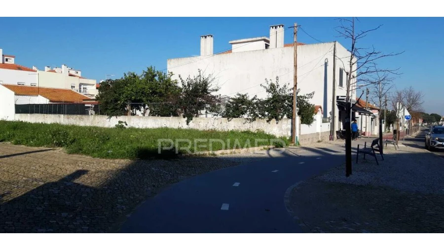 Terreno para Venda em Baixa da Banheira e Vale da Amoreira Foto 9