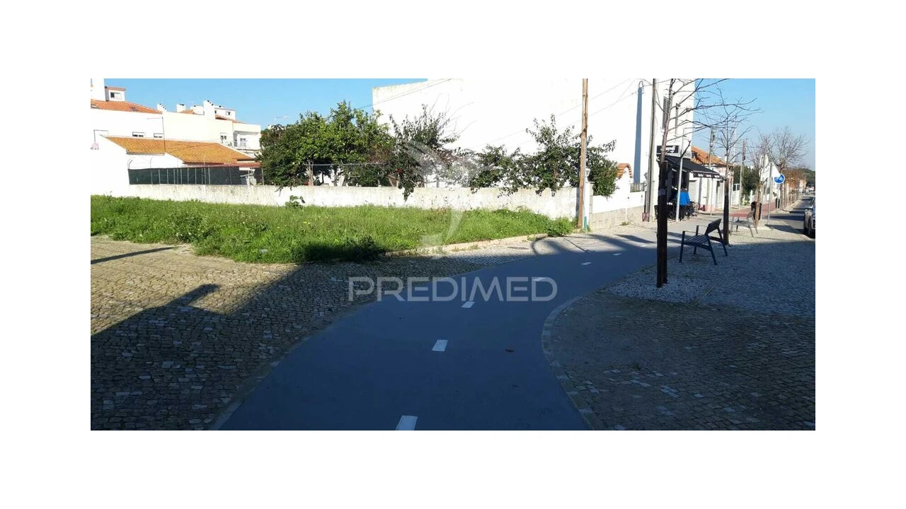 Terreno para Venda em Baixa da Banheira e Vale da Amoreira Foto 3