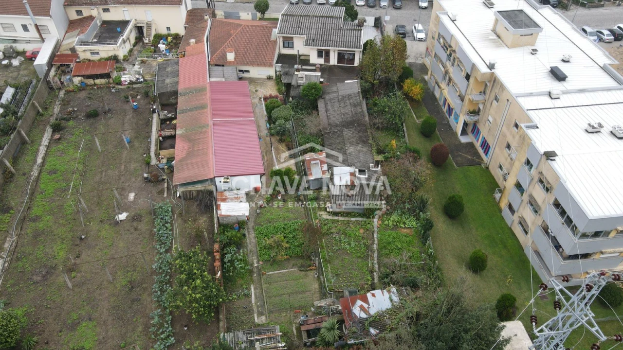 Moradia T5 para Venda em Coronado (São Romão e São Mamede) Foto 2