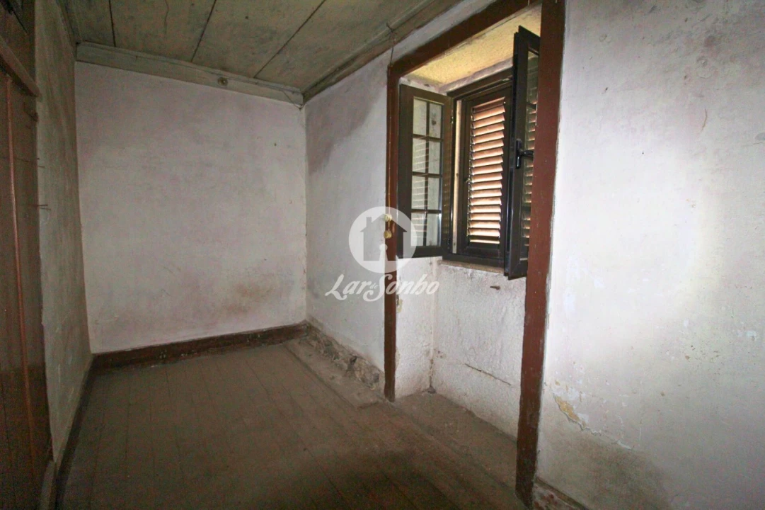 Quinta T3 para Venda em Airo Foto 10