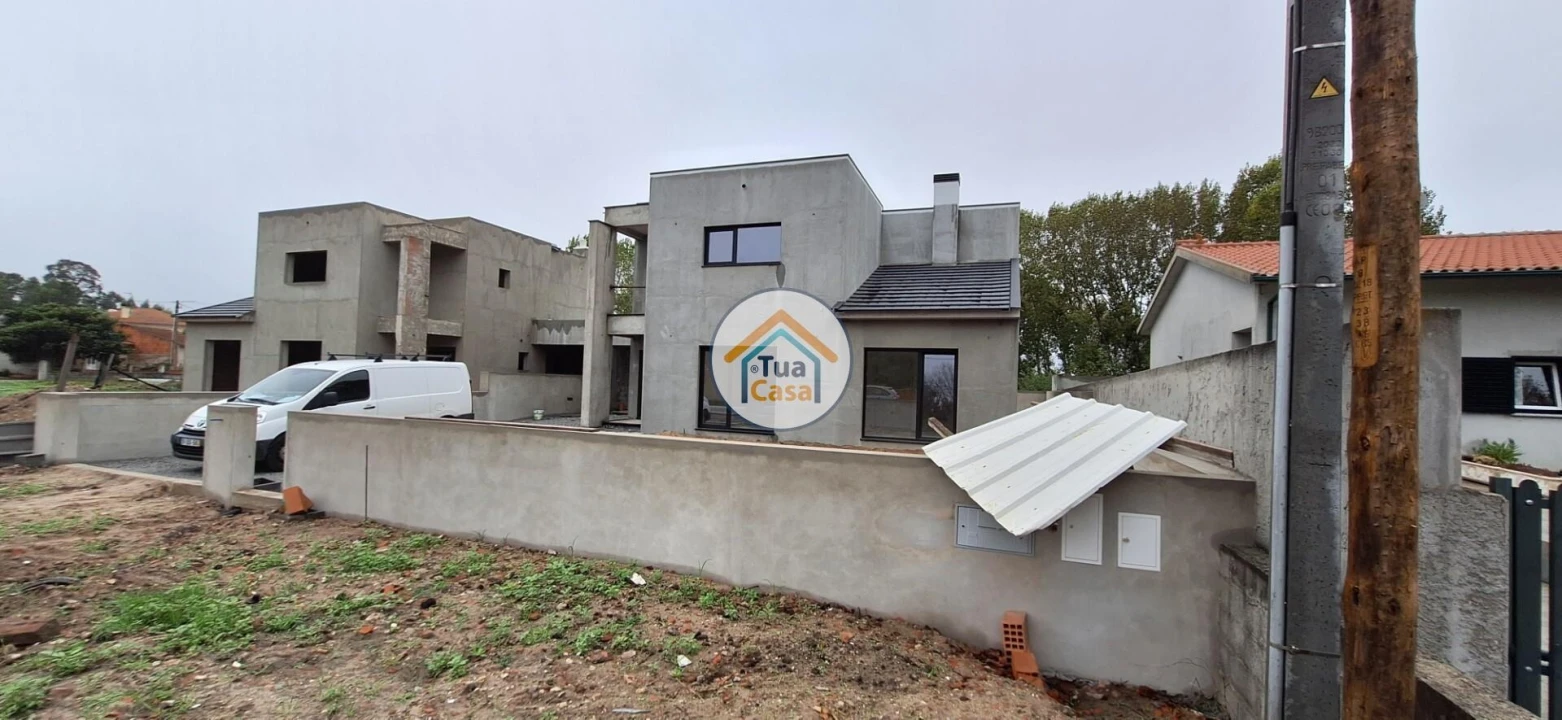 Moradia T4 para Venda em Santo Andre de Vagos Foto 1