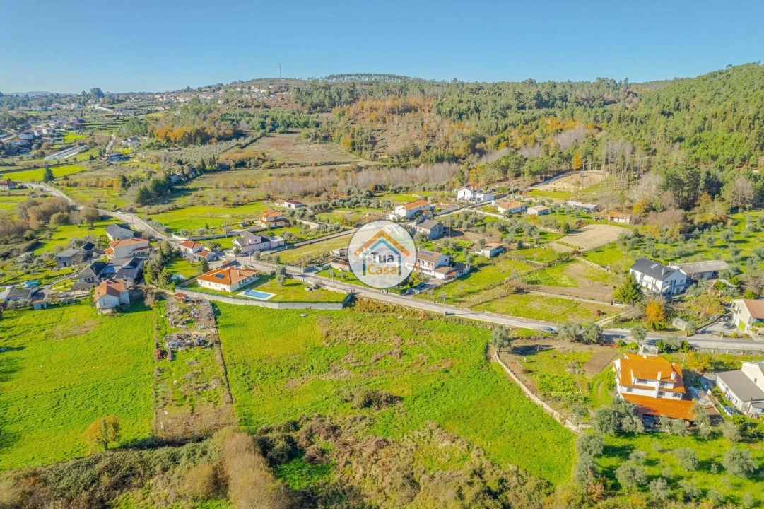 Terreno para Venda em Cavernães Foto 11