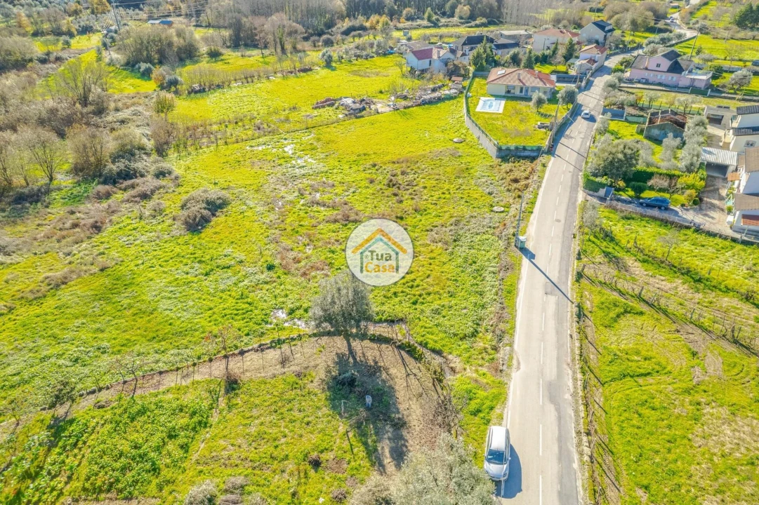 Terreno para Venda em Cavernães Foto 10
