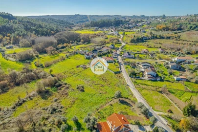 Terreno para Venda em Cavernães