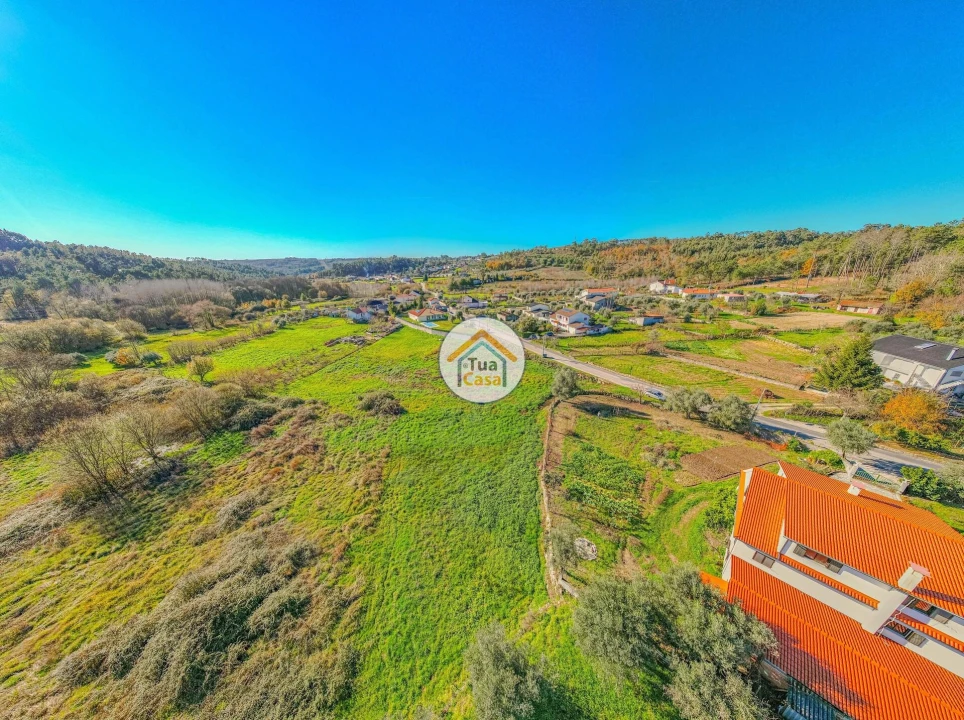 Terreno para Venda em Cavernães Foto 13