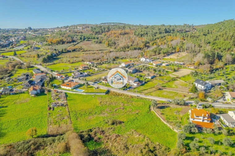 Terreno para Venda em Cavernães Foto 11