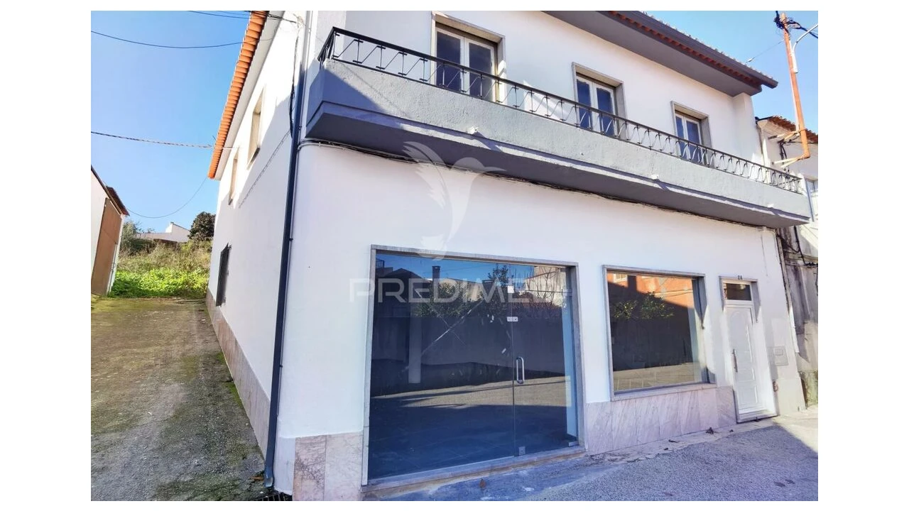 Loja para Arrendamento em Amiais de Baixo Foto 3