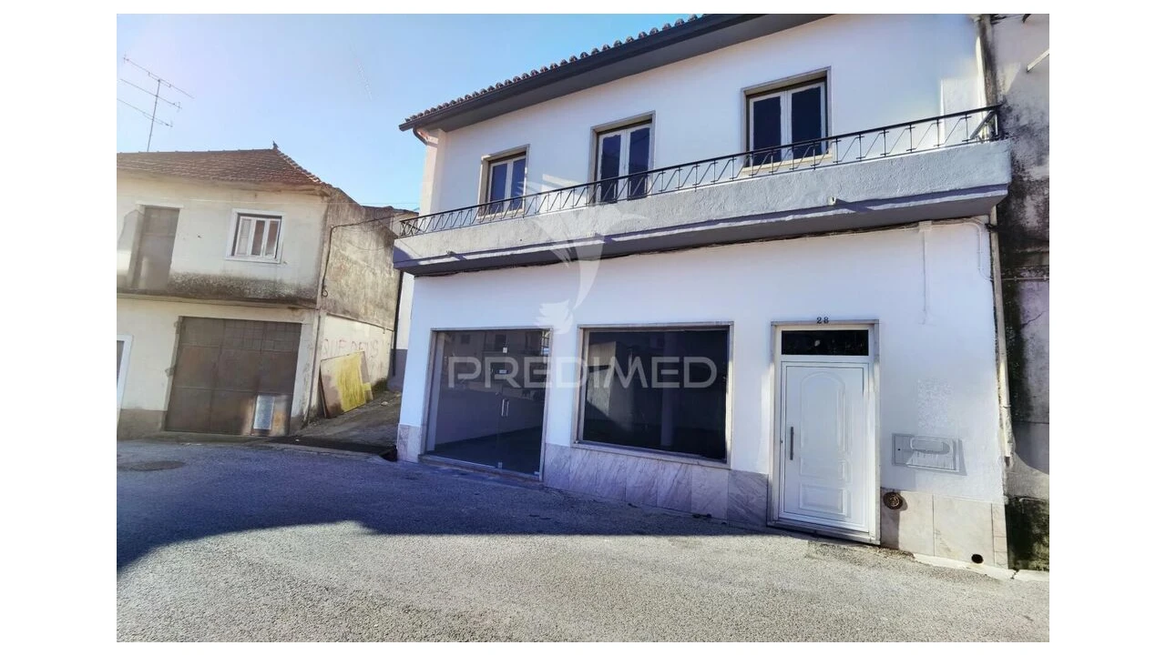 Loja para Arrendamento em Amiais de Baixo Foto 2