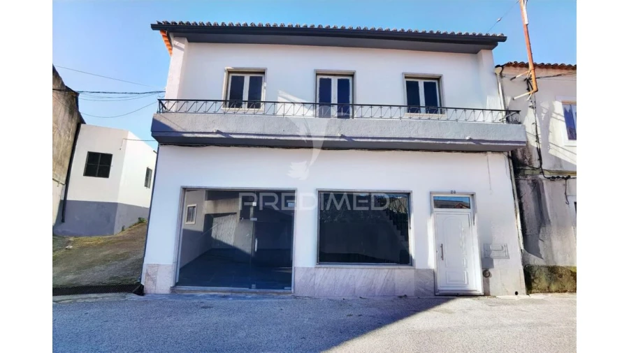 Loja para Arrendamento em Amiais de Baixo Foto 1