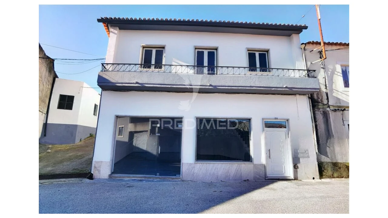 Loja para Arrendamento em Amiais de Baixo Foto 1