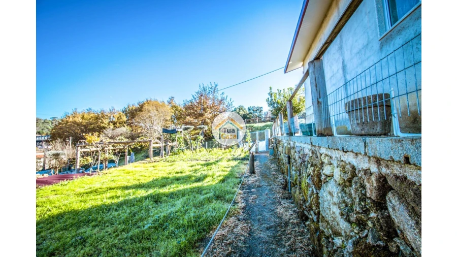 Terreno para Venda em Couto de Baixo e Couto de Cima Foto 3