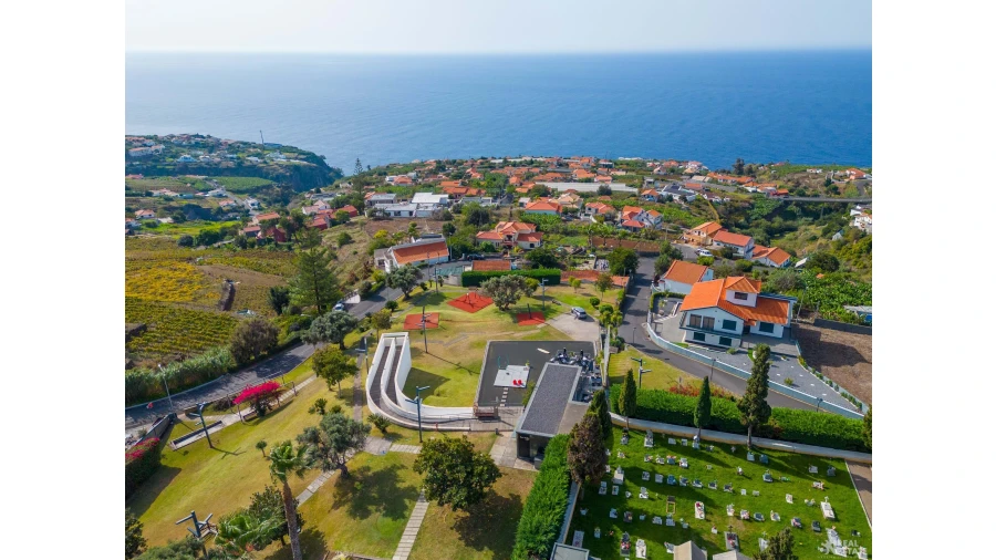 Moradia T3 para Venda em Estreito da Calheta Foto 15