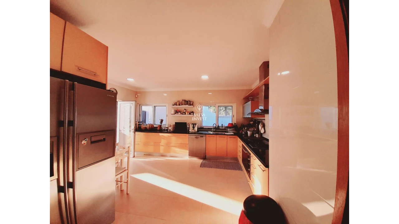 Moradia T5 para Venda em Tavira (Santa Maria e Santiago) Foto 14