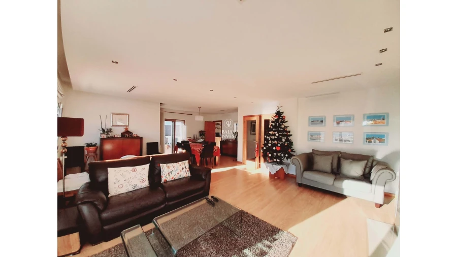 Moradia T5 para Venda em Tavira (Santa Maria e Santiago) Foto 2