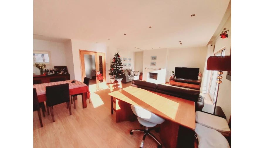 Moradia T5 para Venda em Tavira (Santa Maria e Santiago) Foto 6