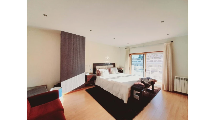 Moradia T5 para Venda em Tavira (Santa Maria e Santiago) Foto 29