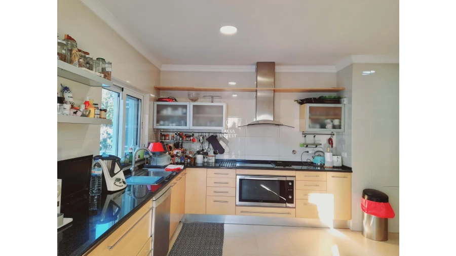 Moradia T5 para Venda em Tavira (Santa Maria e Santiago) Foto 12