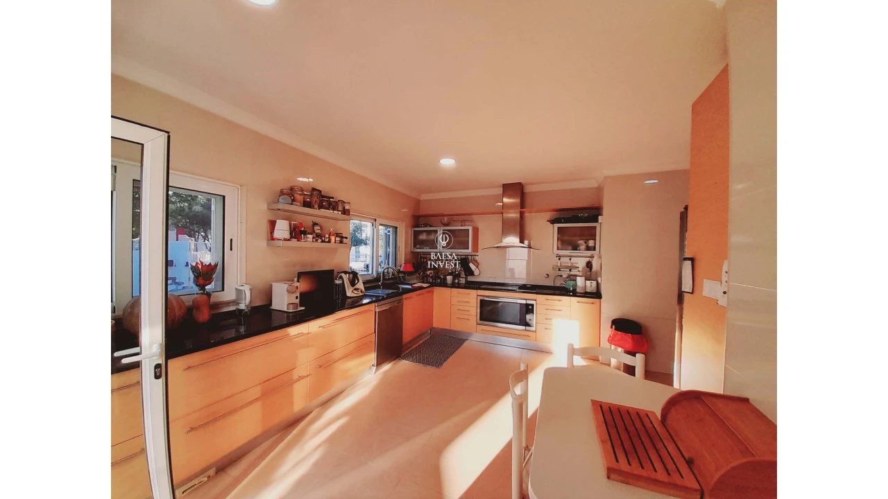 Moradia T5 para Venda em Tavira (Santa Maria e Santiago) Foto 13