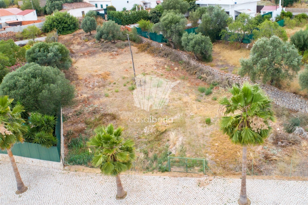 Terreno para Venda em Querença, Tôr e Benafim Foto 15