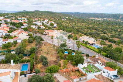 Terreno para Venda em Querença, Tôr e Benafim