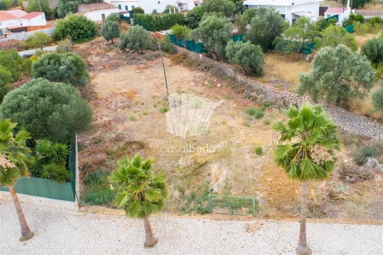 Terreno para Venda em Querença, Tôr e Benafim Foto 15