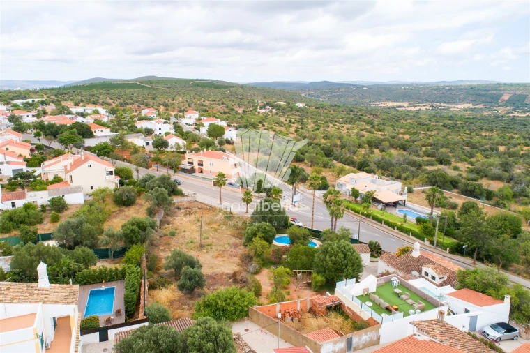 Terreno para Venda em Querença, Tôr e Benafim Foto 8