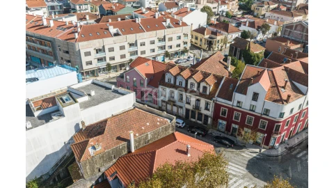 Moradia T10 para Venda em Espinho