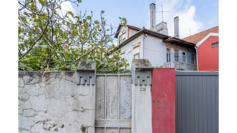 Moradia T10 para Venda em Espinho
