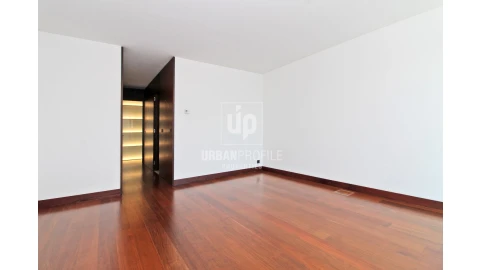 Apartamento T4 para Venda em Belém