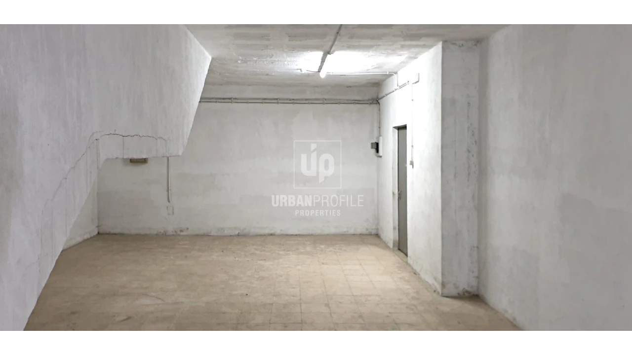 Garagem para Arrendamento em Carcavelos e Parede Foto 3