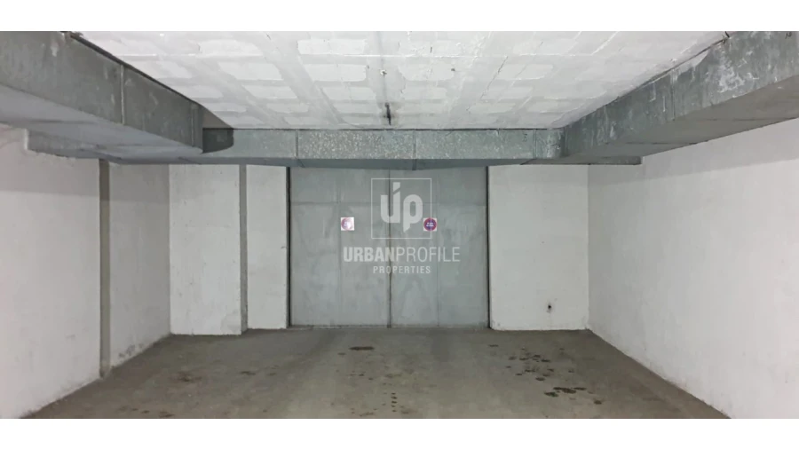 Garagem para Arrendamento em Carcavelos e Parede Foto 2