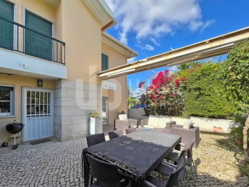 Moradia T4 para Venda em Cascais e Estoril