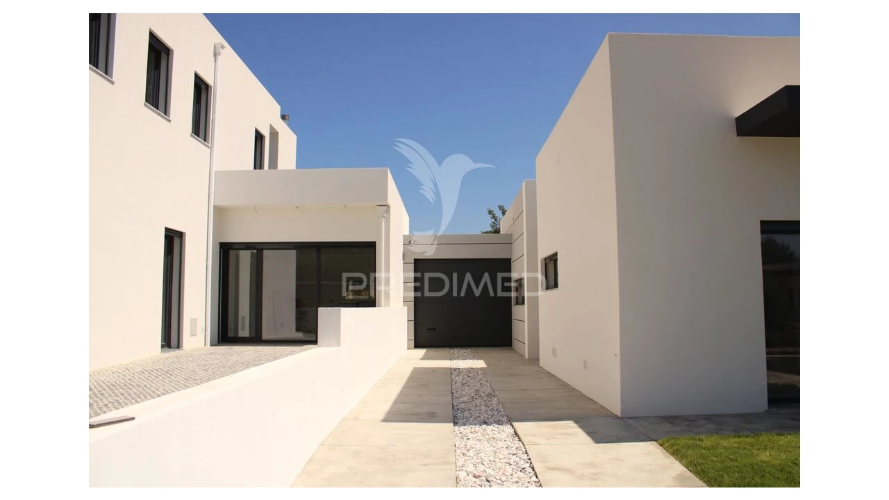 Moradia T3 para Venda em Sesimbra (Castelo) Foto 4