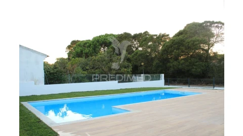 Moradia T3 para Venda em Sesimbra (Castelo)