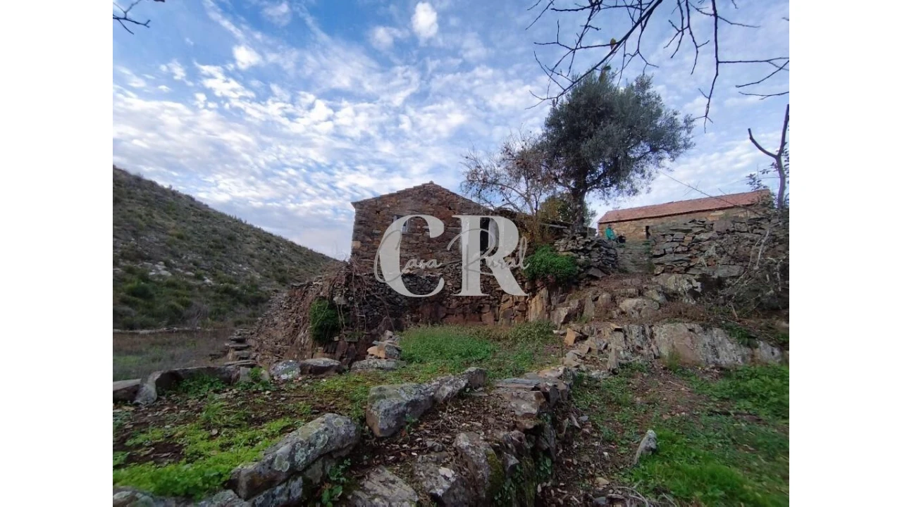 Moradia T2 para Venda em Oleiros-Amieira Foto 42