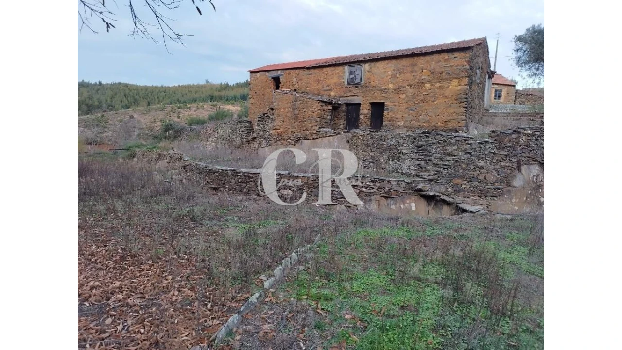 Moradia T2 para Venda em Oleiros-Amieira Foto 40