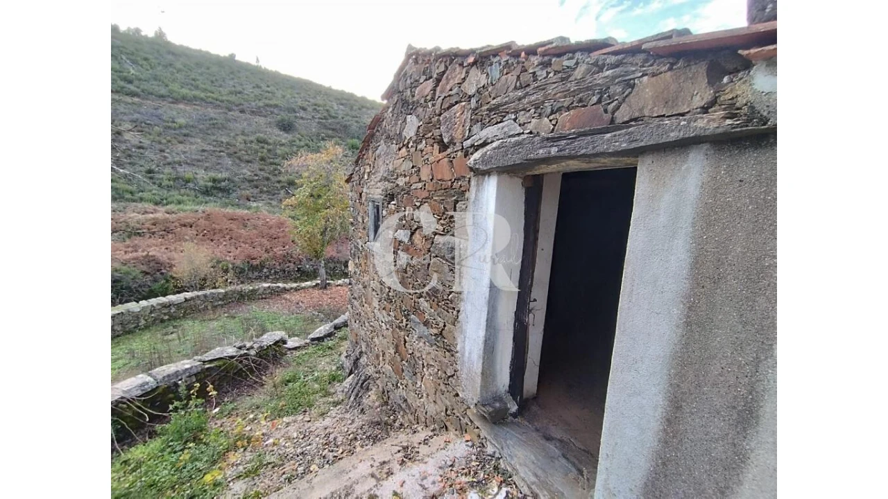 Moradia T2 para Venda em Oleiros-Amieira Foto 22