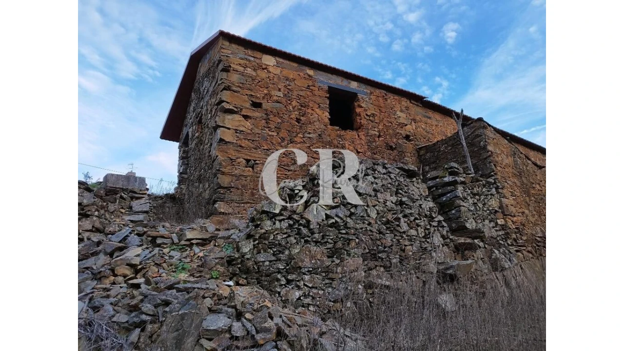 Moradia T2 para Venda em Oleiros-Amieira Foto 13