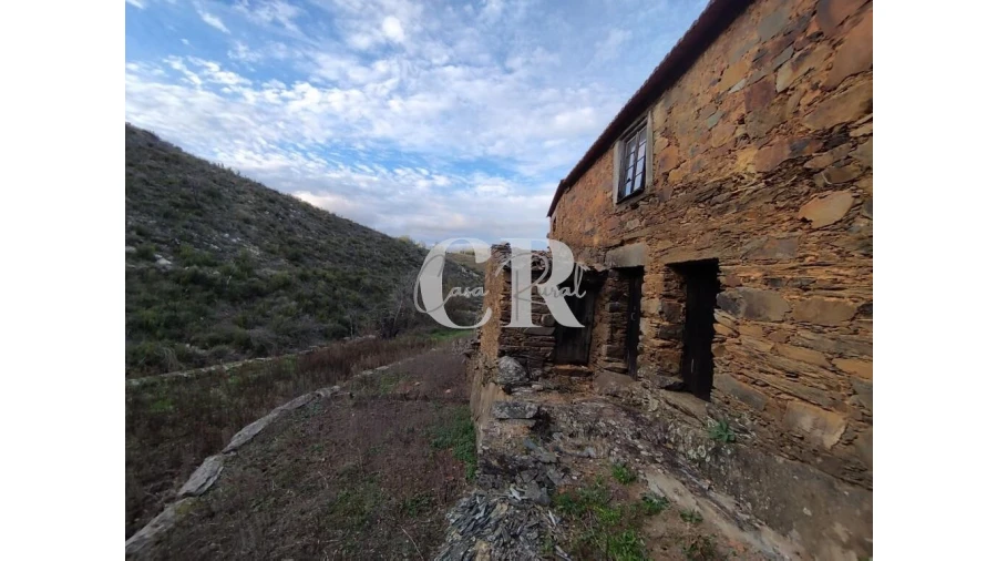 Moradia T2 para Venda em Oleiros-Amieira Foto 14