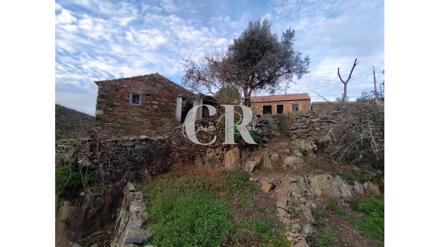 Moradia T2 para Venda em Oleiros-Amieira Foto 1