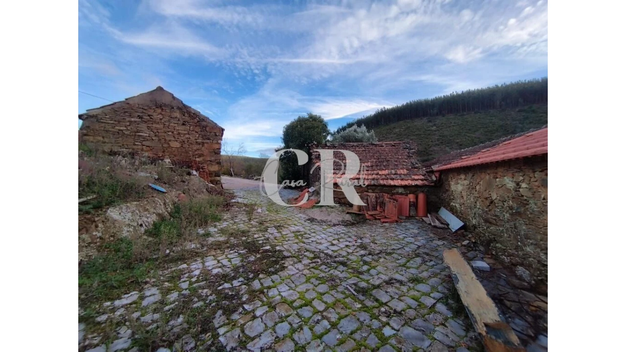 Moradia T2 para Venda em Oleiros-Amieira Foto 8