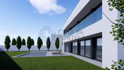 Moradia T4 para Venda em Anta e Guetim