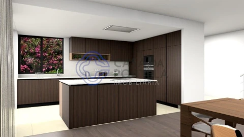 Moradia T4 para Venda em Anta e Guetim