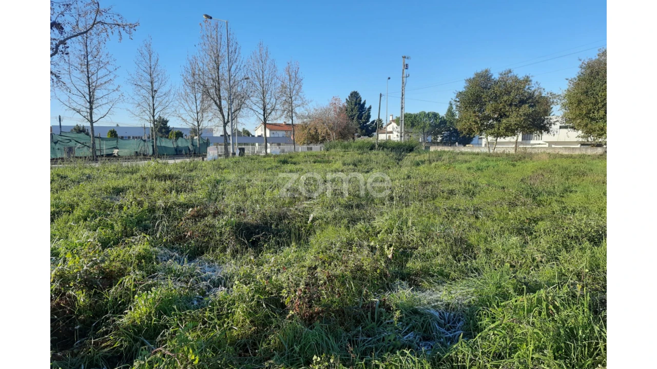 Terreno para Venda em Abraveses Foto 16