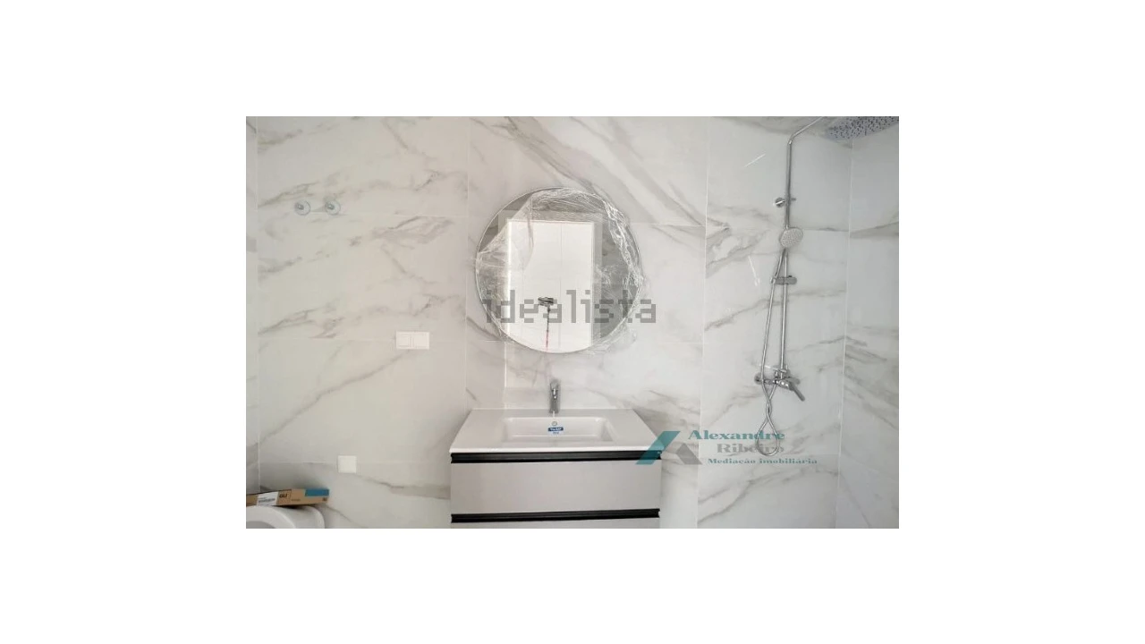 Apartamento T3 para Venda em Santa Maria, São Pedro e Matacães Foto 8