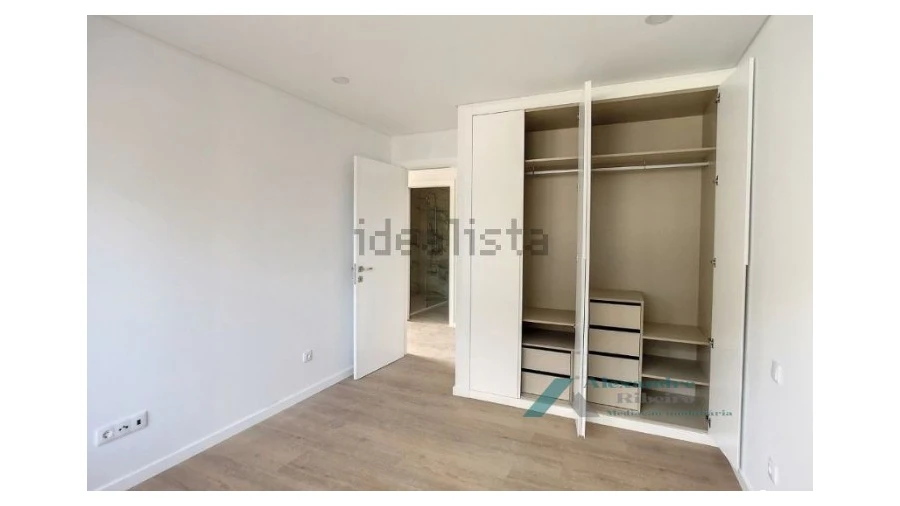 Apartamento T3 para Venda em Santa Maria, São Pedro e Matacães Foto 7