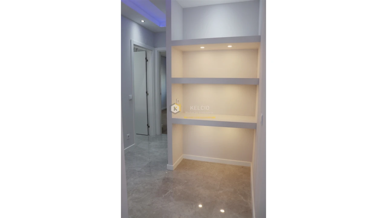 Apartamento T2 para Venda em Quarteira Foto 10