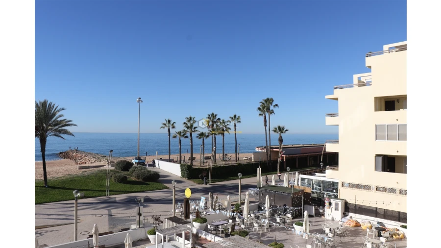 Apartamento T2 para Venda em Quarteira Foto 8